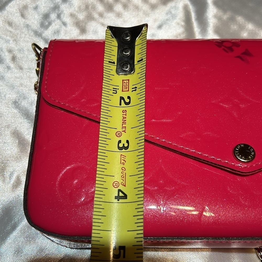 Louis Vuitton Felicie Pochette Rare Pink. Flaw - Picture 9 of 17